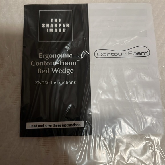 The Sharper Image Ergonomic contour foam bed wedge neck support pillow unused - Picture 7 of 8